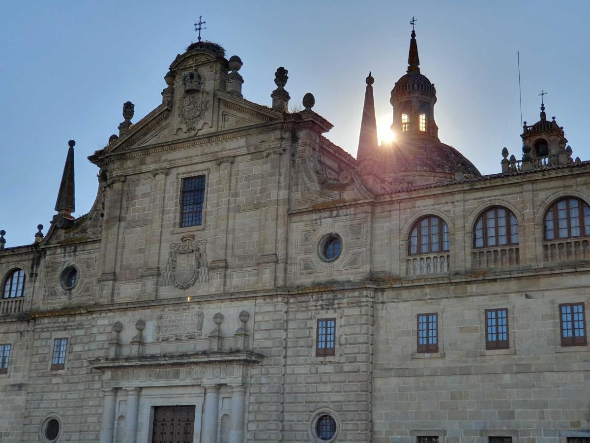 Acogedor Apartamento En El Centro De Monforte Monforte De Lemos Esterno foto